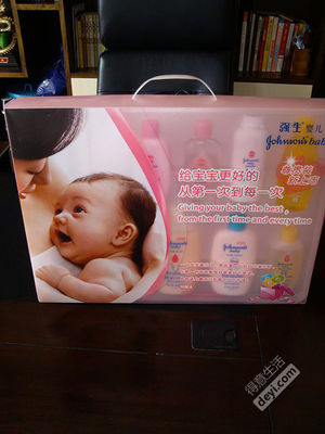 轉(zhuǎn)讓全新強(qiáng)生嬰兒洗浴護(hù)理套裝